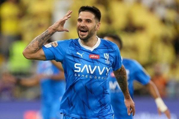 Siêu sao săn bàn Aleksandar Mitrovic: Từ thần đồng Serbia đến trụ cột Fulham