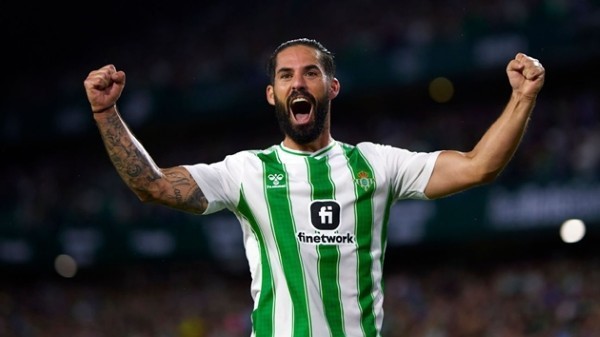 Isco gia nhập Real Betis sau khi trở lại La Liga