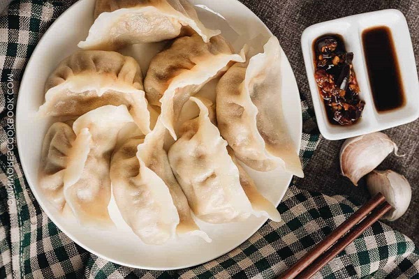 Há cảo nhân thịt heo sẽ có hàm lượng calo cao hơn