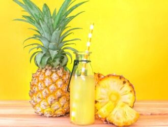 Nước ép dứa chứa một lượng đáng kể vitamin C