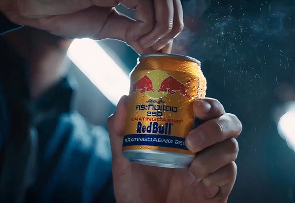 Lượng đường và calo cao trong Red Bull có thể dẫn đến tăng cân