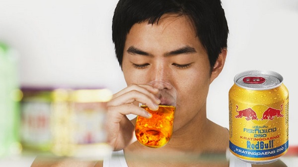 Lượng đường và calo cao trong Red Bull