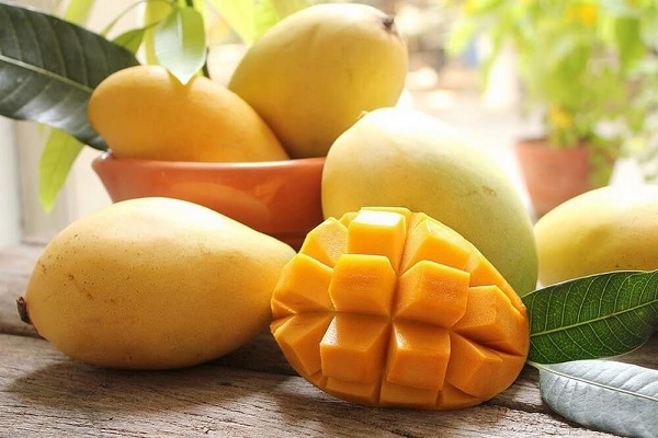 Xoài giàu vitamin C, vitamin A, chất xơ