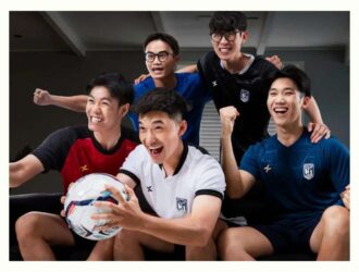 Cách chọn size áo đá bóng chuẩn cho nam, nữ và trẻ em