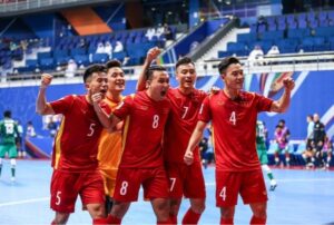 Sự khác biệt giữa Futsal và bóng đá truyền thống
